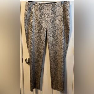 Chicos Sz 0 Ultimate Fit Black & Gold Python Pattern Pants Festive Shimmer Shine